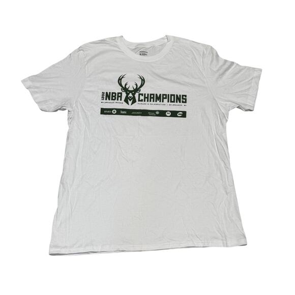 NWOT MILWAUKEE BUCKS 2021 NBA CHAMPIONS SGA WHITE SHIRT SZ XL - Picture 1 of 5